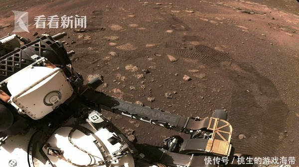 “毅力号”完成首次火星行驶 留下第一道车印