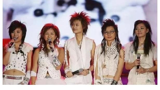 看過來！李宇春and周筆暢，05屆超女才是選秀天花板