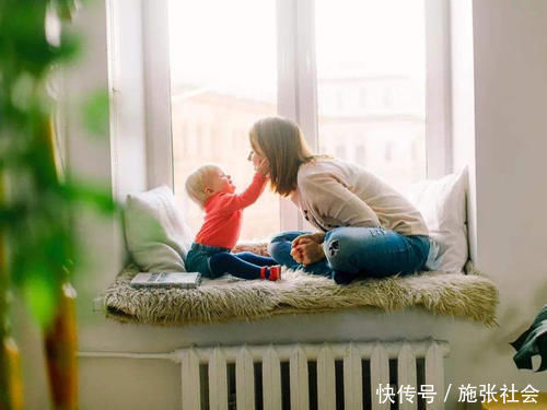 眷恋|婴儿谁抱的多就和谁亲?错过这三个依赖期,宝宝和妈妈可能不亲