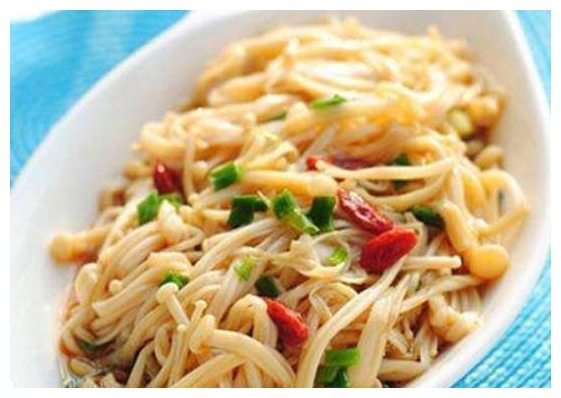 来客人必做的小凉菜，金针菇与它这样搭，滑顺爽口，做法简单易懂