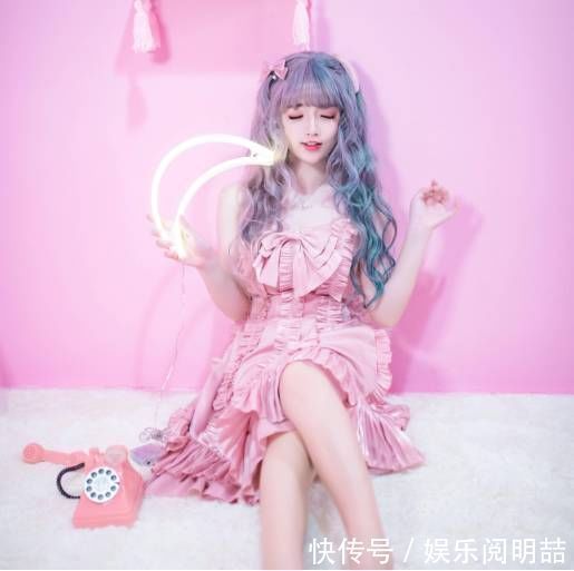 造型|王奕萌也开始转型?首次尝试成熟风格,造型太唯美引粉丝盛赞