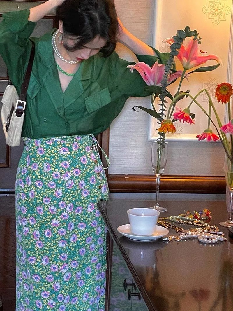 法式|法式上衣+高腰下装，今年夏天必火的组合