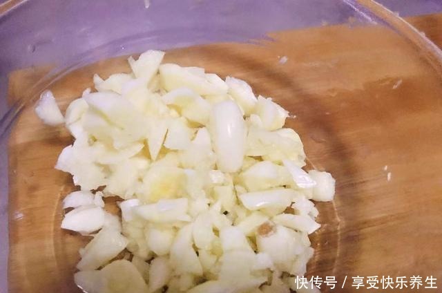 羊肉|秋天，吃猪肉羊肉都不如“它”，抽烟的人更要多吃，清肺又降火