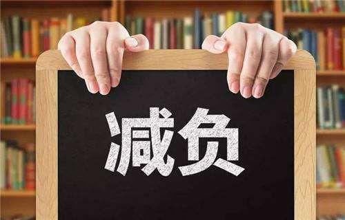 家长|为什么说让家长辅导作业很扯？这不就相当于让家属完成术后护理吗