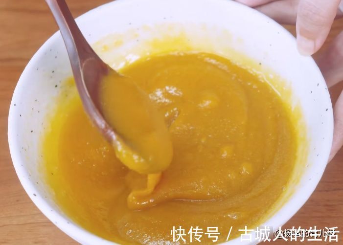 家教|在家教你做美味的蛋黄酱,简单4步就能完成,孩子爱吃的鲜香酱料