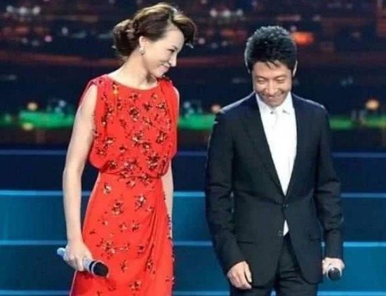 保送|何炅问撒贝宁:为何董卿是一姐?而你是小撒,撒贝宁高情商回答