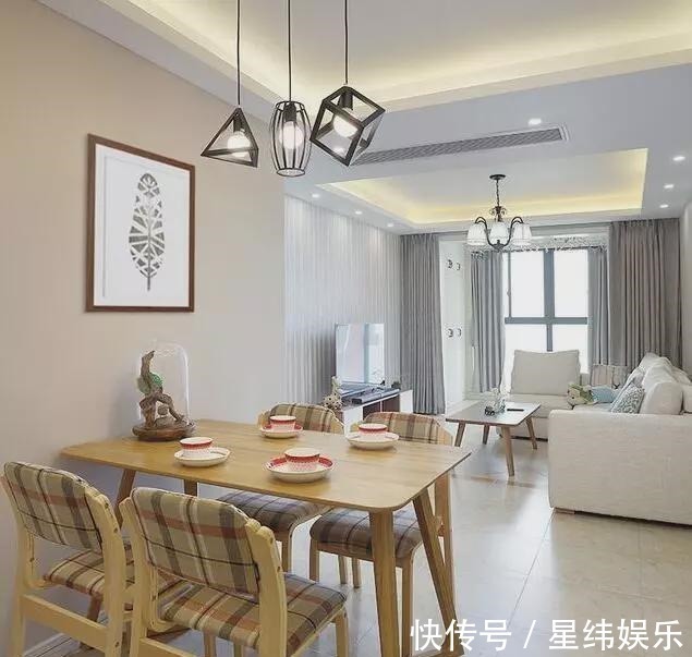 推拉门|把阳台推拉门拆了,只用窗帘做装饰,没想到大家都说更好看