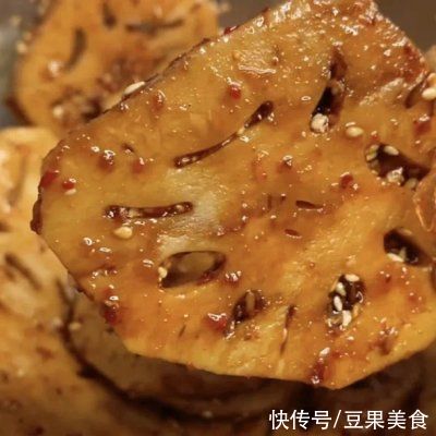 学会就能摆摊的「香辣藕片」，秘制秘?万能酱汁绝对要收藏