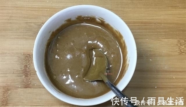 麻酱|想吃麻酱烧饼吗老阿姨教你自己在家做，酥脆香甜，个个鼓大包