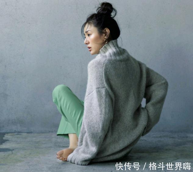 四五十岁的女人,日常穿衣坚持这3个“搭配习惯”,足够大气质感