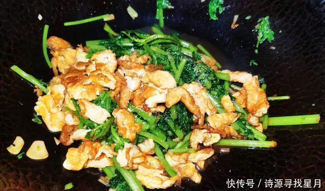 别错过|冬季,遇到此菜别错过,简单一炒就上桌,好吃又营养,成本才2元