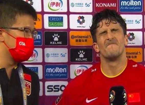 中超联赛|李霄鹏再迎难题!洛国富如今正式表明去向,从此将不再为国足效力