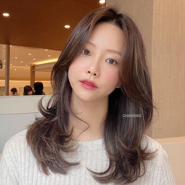 弧度|今春女发别乱剪,17款首选发型送给你 ,想美别错过