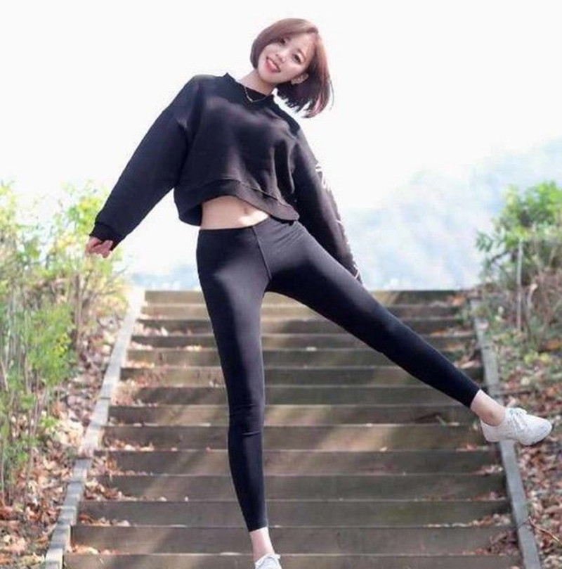 路人|路人街拍美女气质高贵妖艳,飘逸长发散发野性魅力