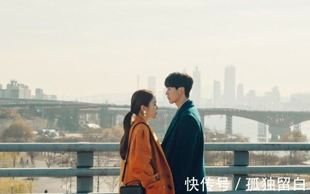 懂得|为什么有些女人到了中年,会越来越好看?原因有3个
