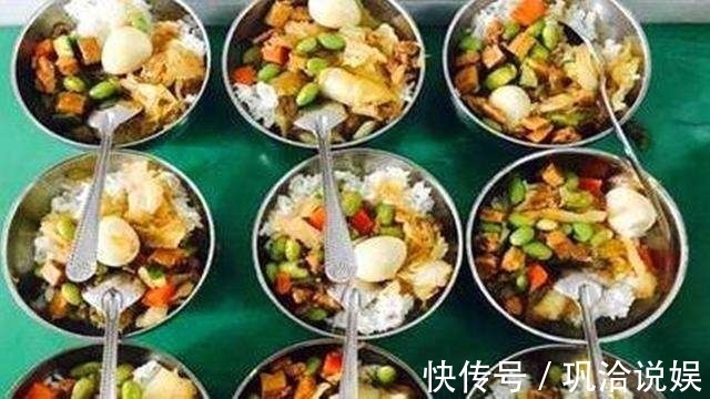 媛媛|孩子称“幼儿园饭菜香,能吃两碗”,看到午餐照,妈妈大受打击