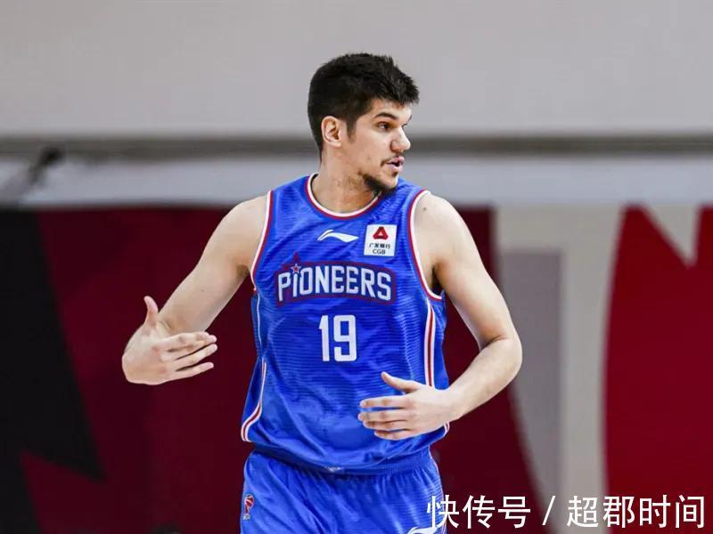 季后赛|北控:又签内线,季后赛该何去何从?