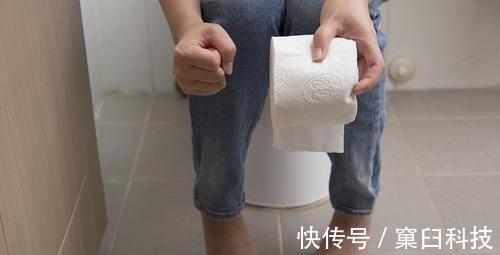 改善|便秘很难受?医生:2样东西混着喝,有效改善便秘,排便一顺到底