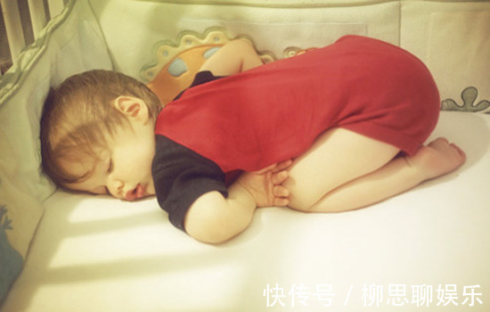 睡姿|从宝宝睡姿看出孩子性格,若宝宝常用第一种姿势,家长就偷笑吧