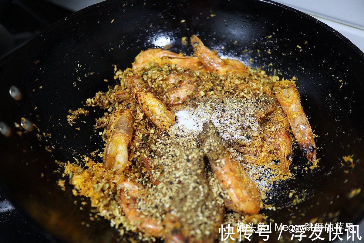 老少皆宜|终于学会做避风塘酥脆虾了,味道一点儿不比饭店差,好吃又实惠