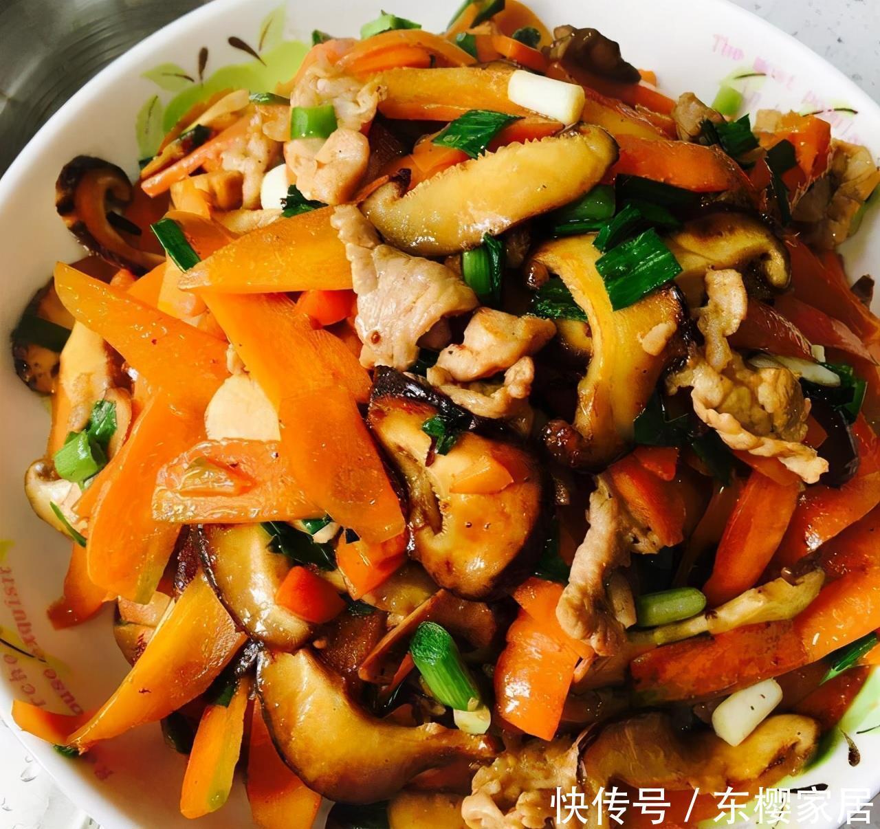  下饭|家常小炒：胡萝卜香菇炒肉，营养均衡制作简单，下饭又快手