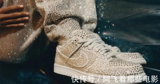 swoosh 今年我买不起的球鞋,竟是 Nike「最没存在感」系列……!
