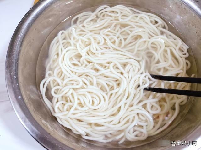 炒面怎样做才不黏也不坨？照着做，一次成功没跑