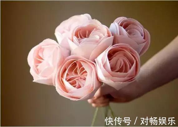 世界上最贵的花，一盆就是一座房子！看过的贵气满满