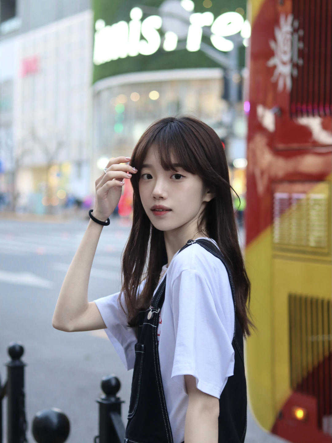 稚嫩|背带裤是年轻的代表,原来30+还可以这样穿,青春洋气