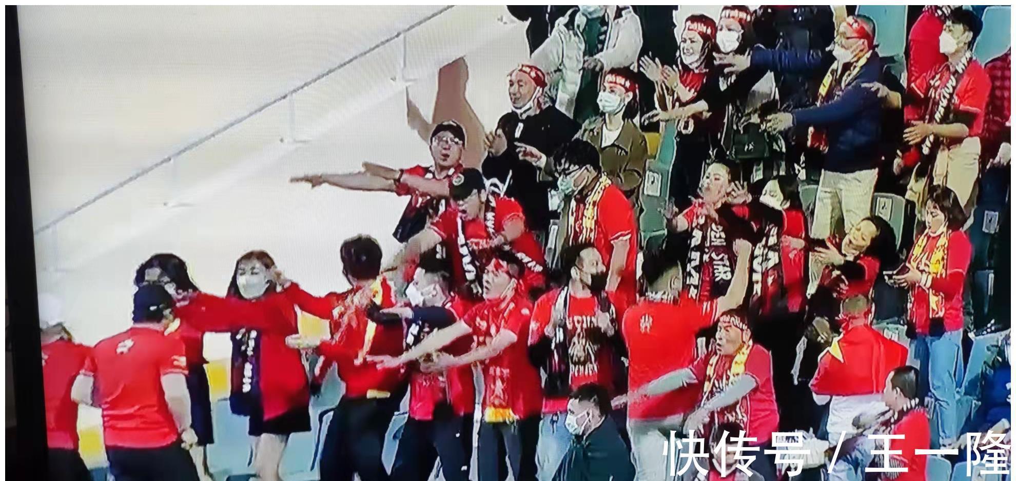 越南队|华人球迷目睹国足河内惨败记:越南女球迷不停尖叫 街上摩托狂欢