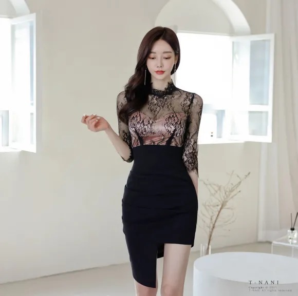 孙允珠|美图欣赏：孙允珠，藤蔓刺绣皓月繁星半袖包臀裙