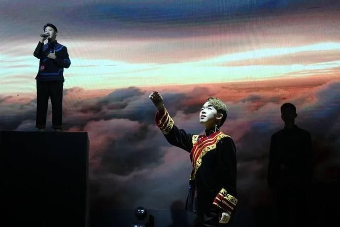  佳歌手|钟治彬：盛放在舞台上的玫瑰少年