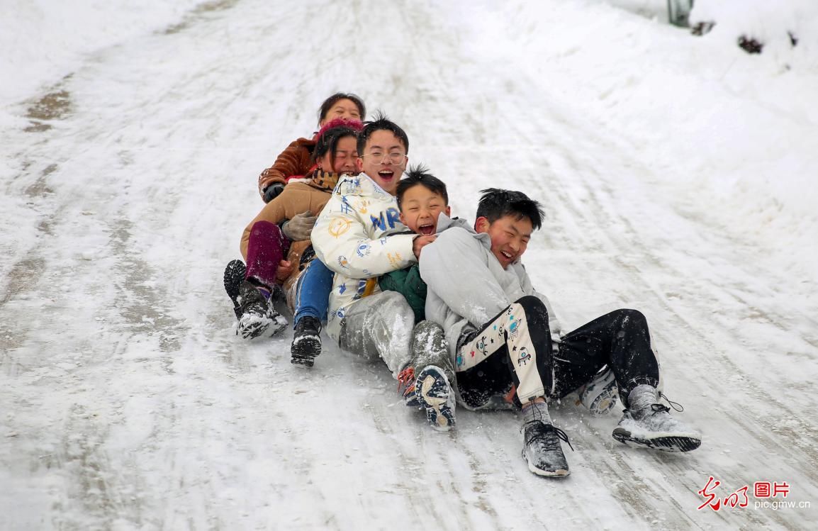 北京冬奥会|纵情冰雪　乐享假期