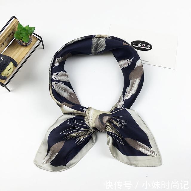 方巾|这个春天流行的精致小丝巾,释放颈间大气质