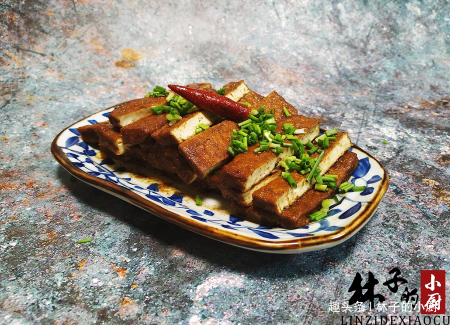 儿子隔三差五就要吃一回，5块钱一大盘独自吃个精光，总是吃不腻