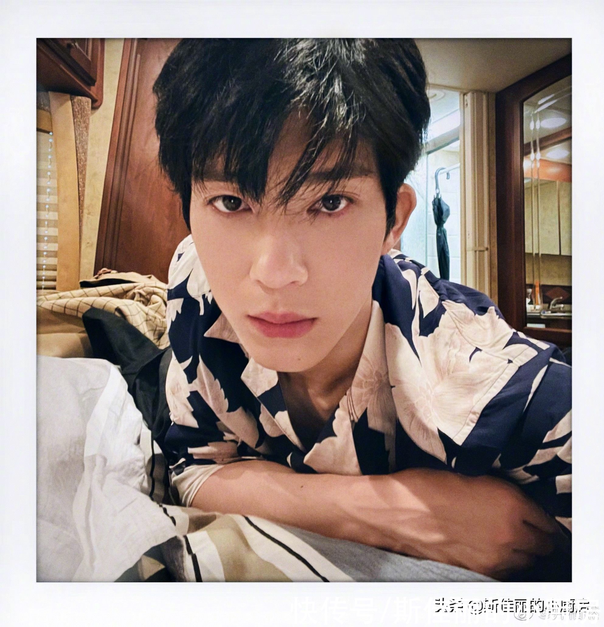 井柏然日常美食曬圈火了，獲得78多萬(wàn)點(diǎn)贊，網(wǎng)友：要組團(tuán)去蹭飯