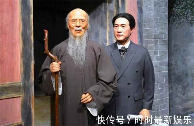 画作!他画了一只鸟拍卖25万,网友质疑不如小学生,专家:重点在鸟眼睛