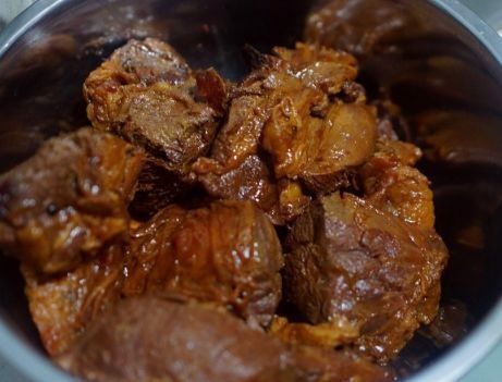 酱牛肉做好腥味大？别乱放料，谨记“三放两不放”，牛肉香浓入味