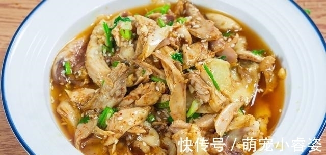 晒晒一家4口的晚餐，全是家常菜，用心搭配，家人爱吃，顿顿光盘