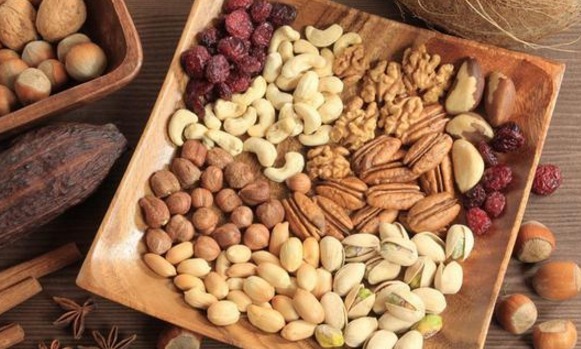 高血脂|患有高血压，不妨多吃4物，助你降血压、通血管、防血栓