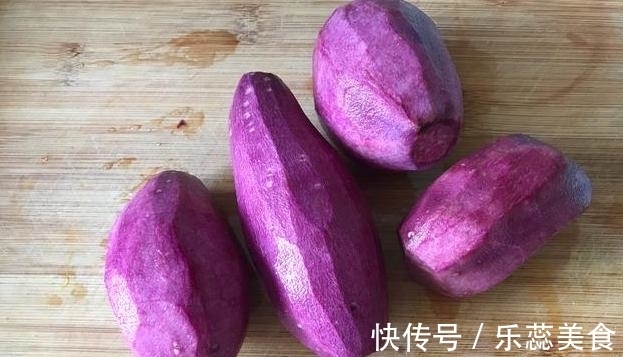 团子|爆浆又拉丝的紫薯仙豆糕怎么做?不用烤箱用平底锅,煎一煎就搞定