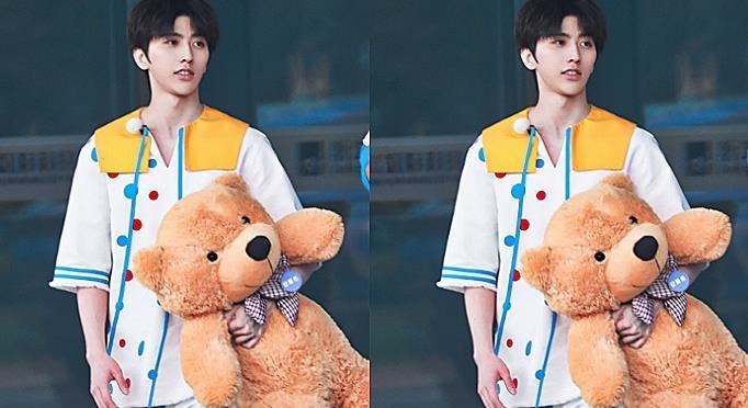 蔡徐坤落水后意外脫妝，膚色暗沉還爆痘，真實素顏看懵ikun們