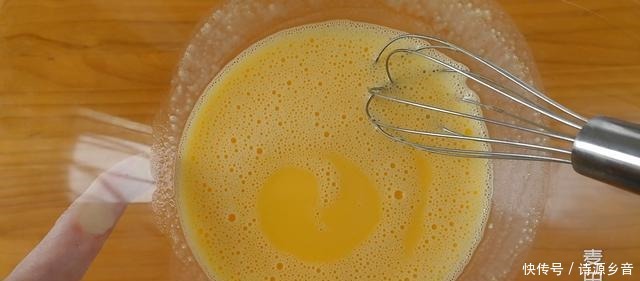 一起来做抹茶蛋糕卷吧，漂亮毛巾面，一卷就成功