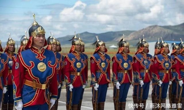 蒙古国|夹在两大军事强国之间，不设边防军，军队仅2万却无人敢惹
