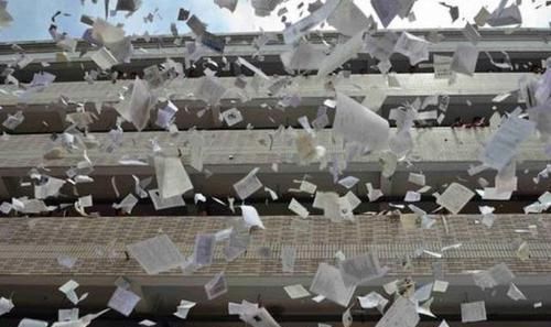 人不疯|李玫瑾:这代人不疯才怪!5张图看孩子学习日常,父母看了会心疼