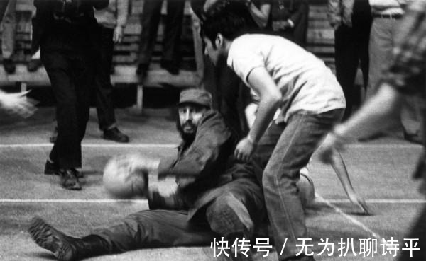 老照片|老照片,痴迷于篮球运动的古巴领导人卡斯特罗