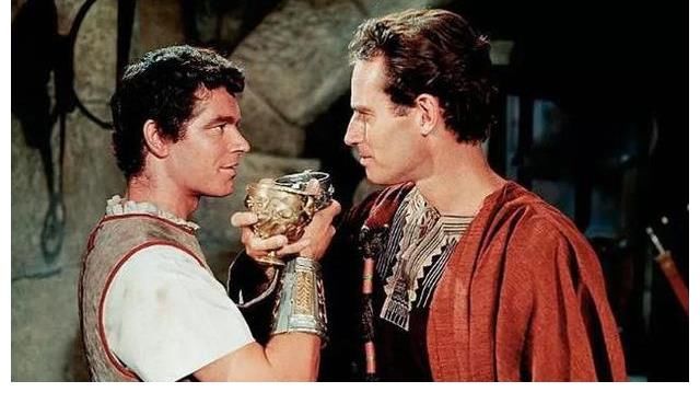 史诗级的6部经典大作，每部我都是站着看完的