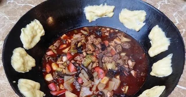 发现|一家10口去吃柴火鸡,268元以为捡到便宜结账才发现有“猫腻”