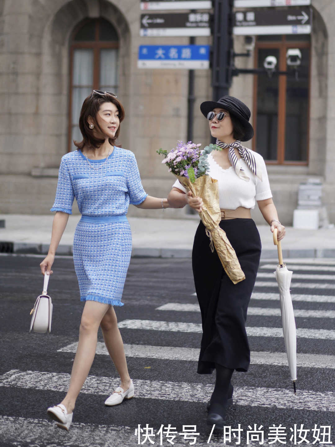 色彩|60岁的女人,别再穿印花裙了,教你优雅搭配技巧,时髦又洋气