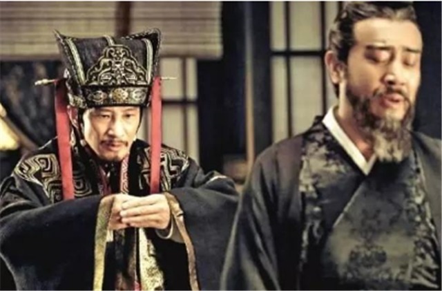 杀光|曹操手下位居第一的谋士，却被曹逼死，其子杀光曹氏后人成功复仇